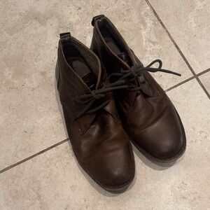 Men's Premium Leather Chukka Boots in Rich Brown